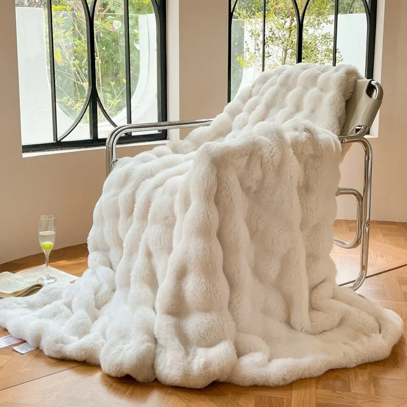 Luxury Faux Rabbit Fur Blankets for Beds Winter Fluffy Plush Throw Blanket Bedroom Sofa Cover Pillowcase Ultra Soft Bubble Throw